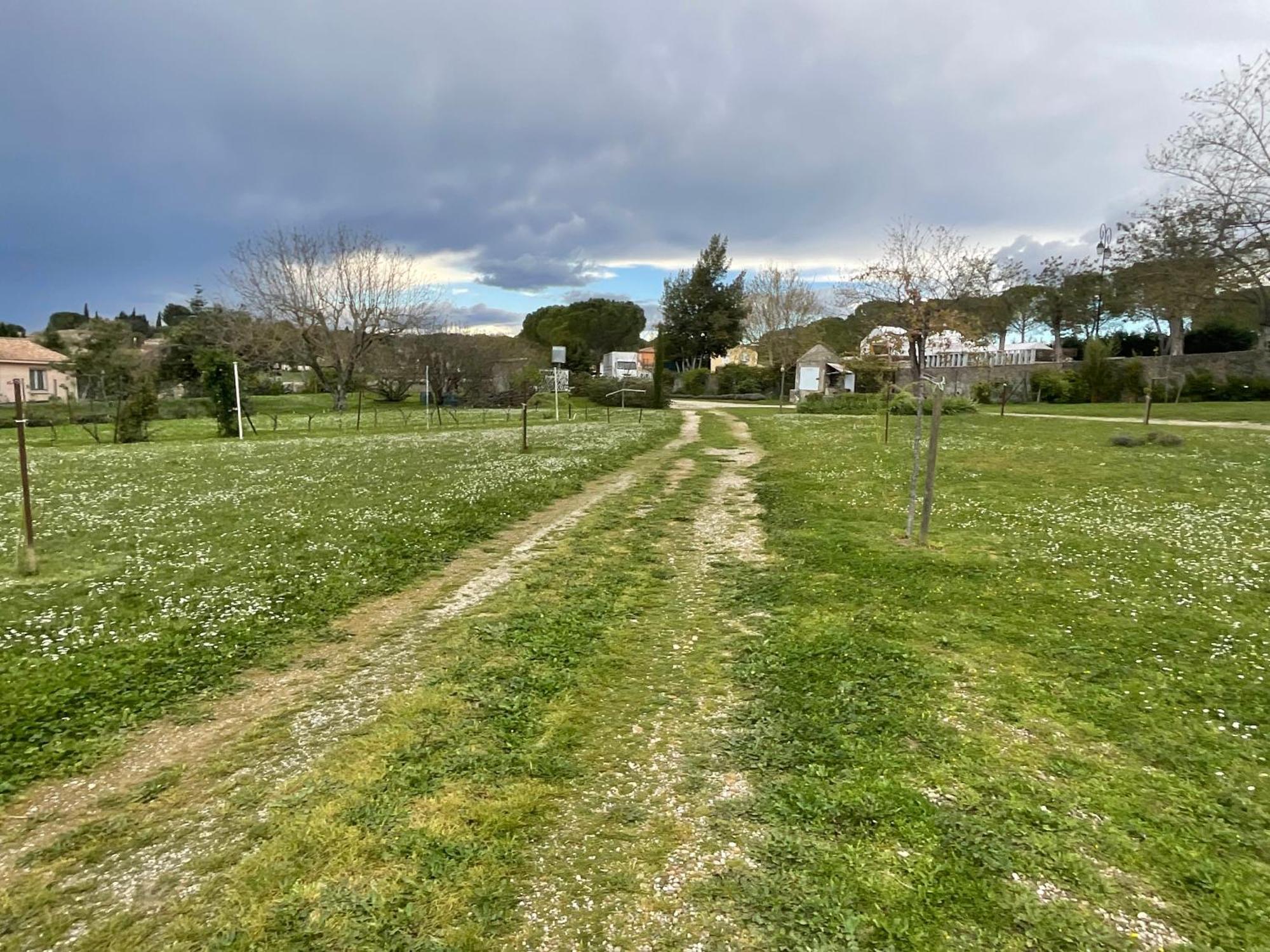 La Bergerie Appartement Domessargues Buitenkant foto