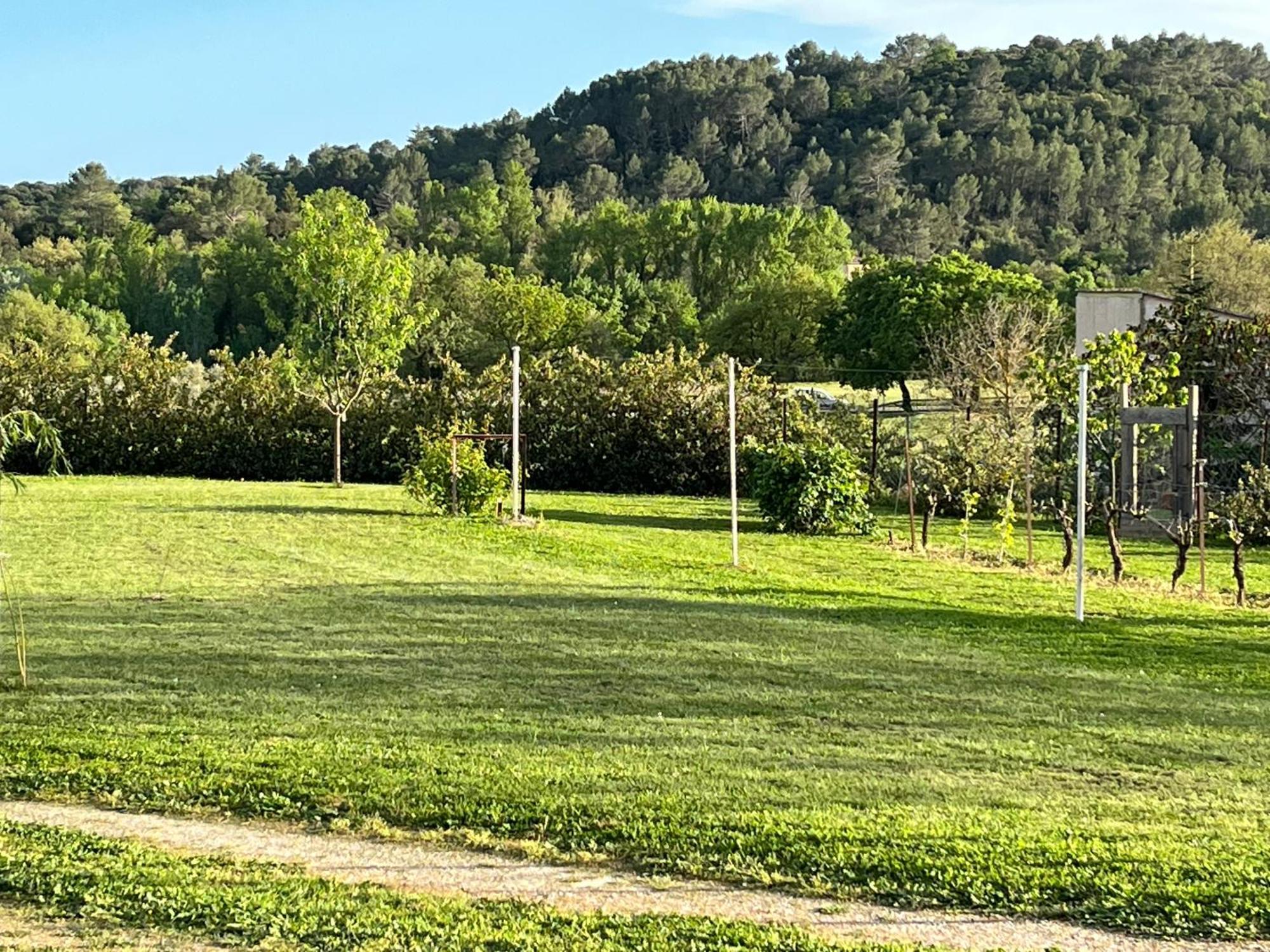 La Bergerie Appartement Domessargues Buitenkant foto